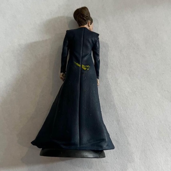 PRINCESS LEIA STAR WARS THE FORCE AWAKENS 3.5” ACTION FIGURE PVC TOY ON BASE - Picture 3 of 4